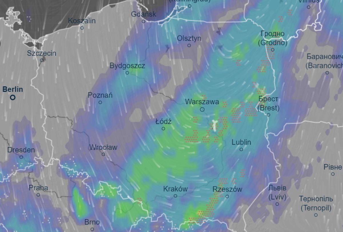 Zimowe kurtki się jeszcze przydadzą. W weekend spadnie śnieg. Gdzie?