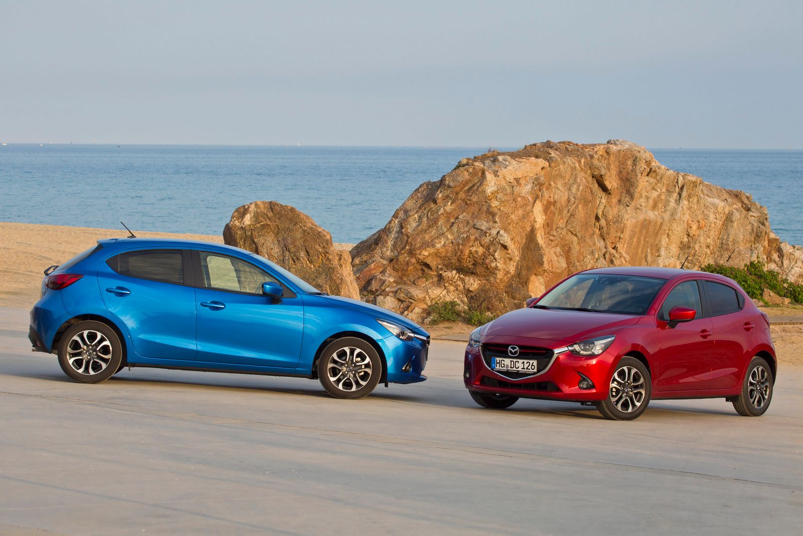 Europejska Mazda 2 – obszerna galeria zdjęć 3