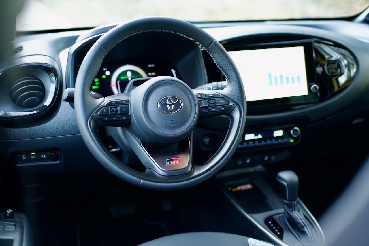 Toyota Aygo X z napędem hybrydowym