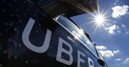 Taksówkarze chcieli zatrzymać kierowcę Ubera, zatrzymali męża odwożącego żonę
