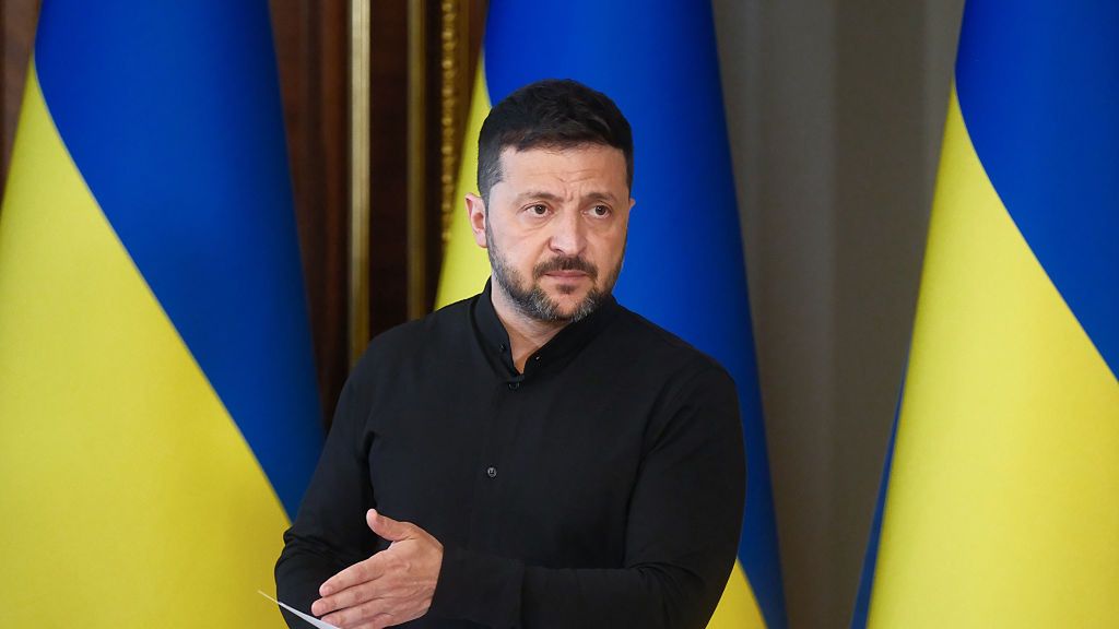 President Zelenskyi Talks About Negotiations In Istanbul
KYIV, UKRAINE - MAY 13: President Volodymyr Zelensky speaks during a press conference on the negotiations in Istanbul, on May 13, 2025 in Kyiv, Ukraine. Vladimir Putin has proposed to Ukraine to start negotiations on May 15 in Istanbul, although it is still unknown whether he will be there in person or send representatives. Ukrainian President Volodymyr Zelenskyi has agreed to this proposal and plans to personally participate in the negotiations and expects Putin to fly to Istanbul for dialogue. (Photo by Vitalii Nosach/Global Images Ukraine via Getty Images)
Global Images Ukraine