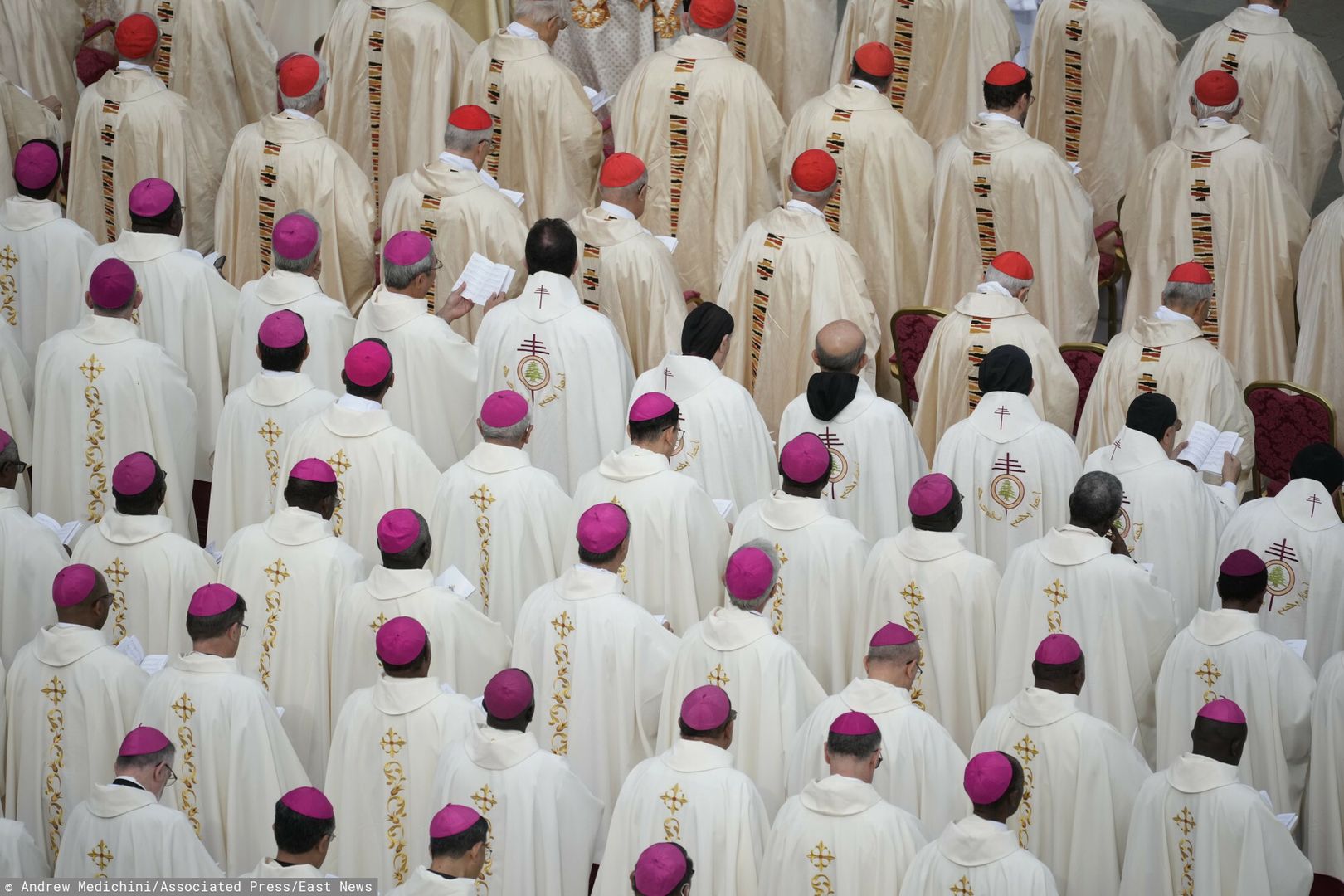 Watykański synod o roli kobiet w Kościele. Wszyscy wiedzą, że trzeba, nikt nie mówi: tak