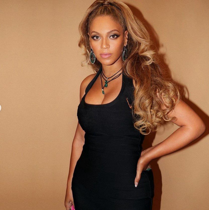 Beyonce eksponuje zgrabną sylwetkę