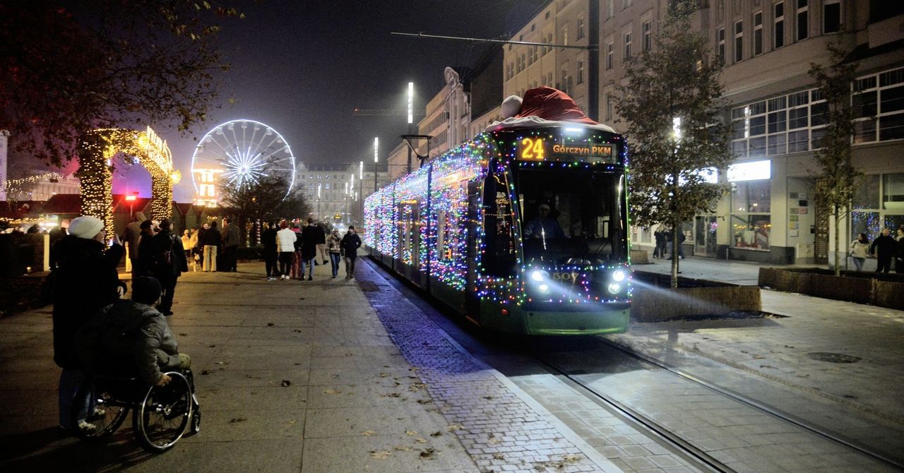 Poznań: Świąteczna bimba krąży ulicami. Wiemy, kiedy i gdzie można ją spotkać! Sprawdź