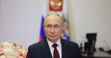 Fałszywy obraz Putina. Rosja zbliża się do granicy