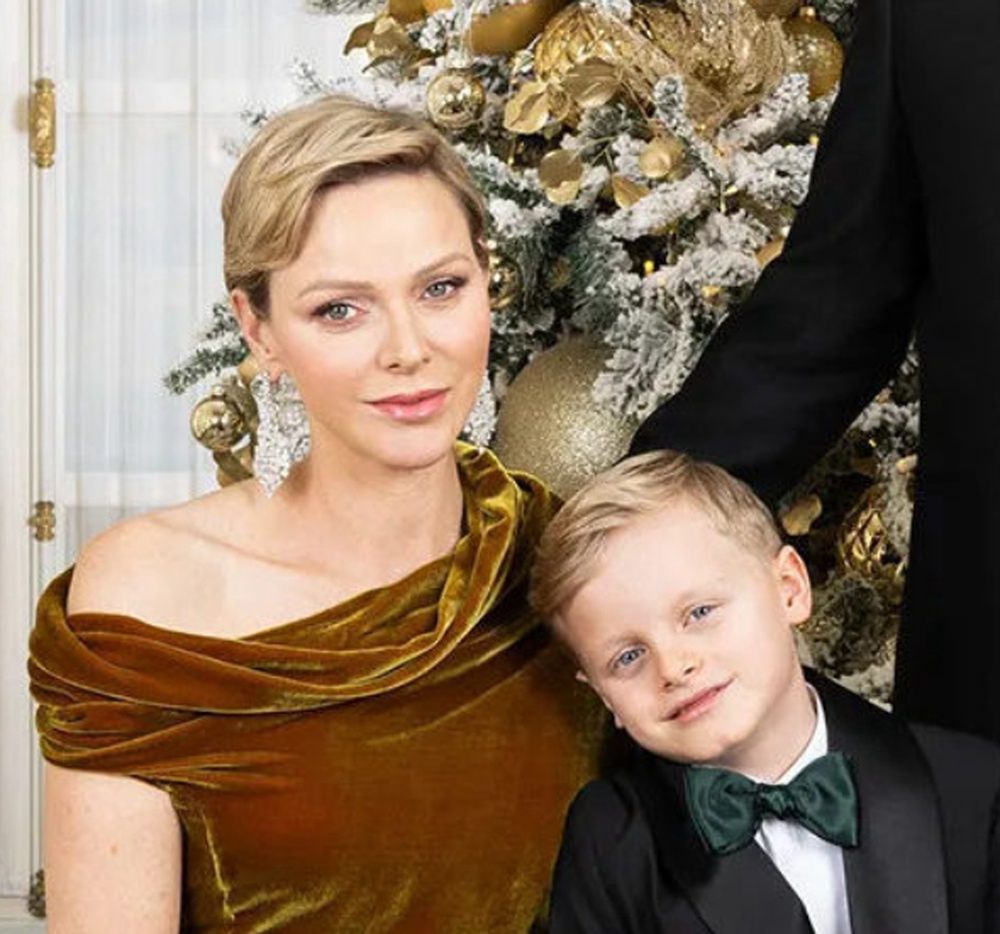 The princely family of Monaco poses together for a holiday photo.