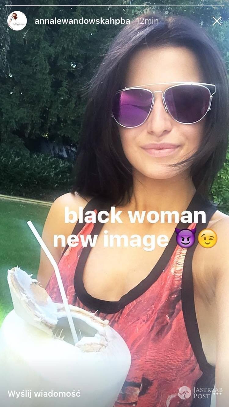 Anna Lewandowska w krótkich, czarnych włosach