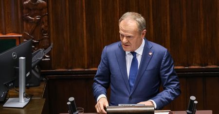 Tusk w Sejmie: "Dotarło, posłowie PiS-u?"