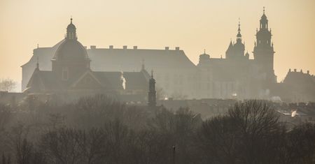 W Skawinie zimą nieba nie widać