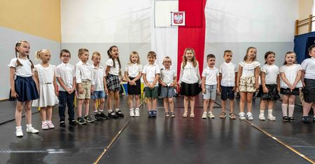 Gorączka przygotowań do szkoły ruszyła, a rodzice masowo składają wnioski po dopłatę