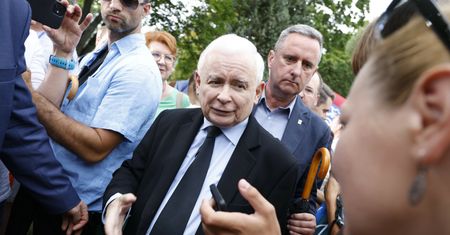 Pompując temat bezrobocia, PiS stąpa po cienkim kampanijnym lodzie [OPINIA]