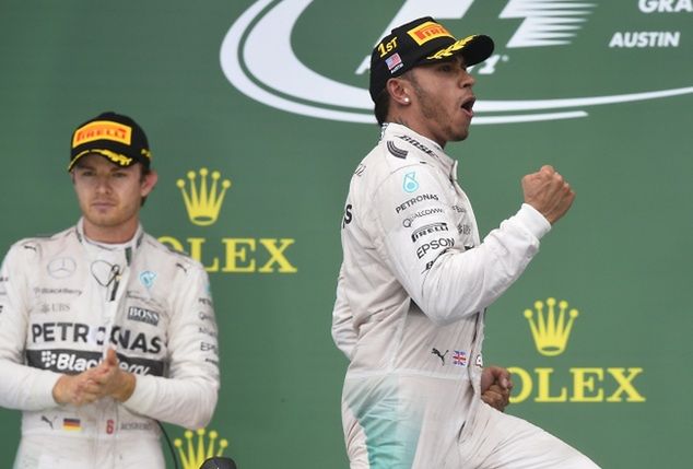 Lewis Hamilton drugi rok z rzędu pokonał w walce o tytuł Nico Rosberga