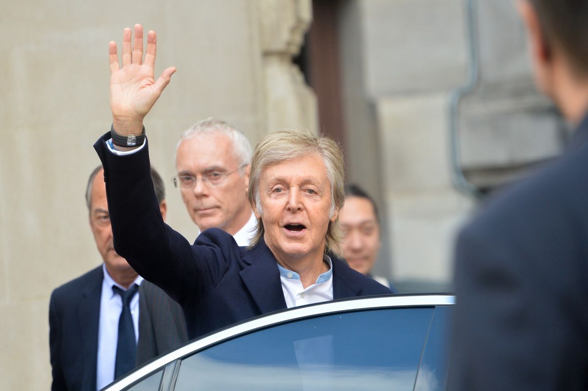 Paul McCartney korzysta ze środków transportu publicznego