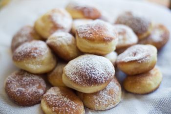 Tradcyjne pączki bez smażenia. Wychodzą rumiane i mięciutkie