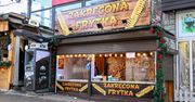 Zakopane: Krupówki tracą prestiż. Luksusowe butiki wypierane przez sklepy z cukierkami. Zakopiański deptak staje się parkiem tandetnej rozrywki