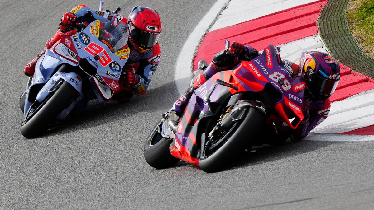 Zdjęcie okładkowe artykułu: Materiały prasowe / MotoGP / Dorna / Na zdjęciu: Jorge Martin (nr 89) i Marc Marquez (nr 93)