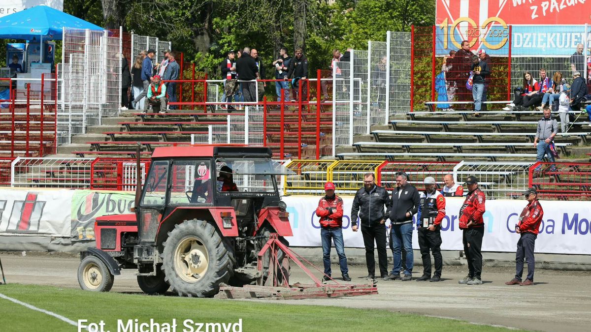 Zdjęcie okładkowe artykułu: WP SportoweFakty / Michał Szmyd / Na zdjęciu: tor w Bydgoszczy podczas prac