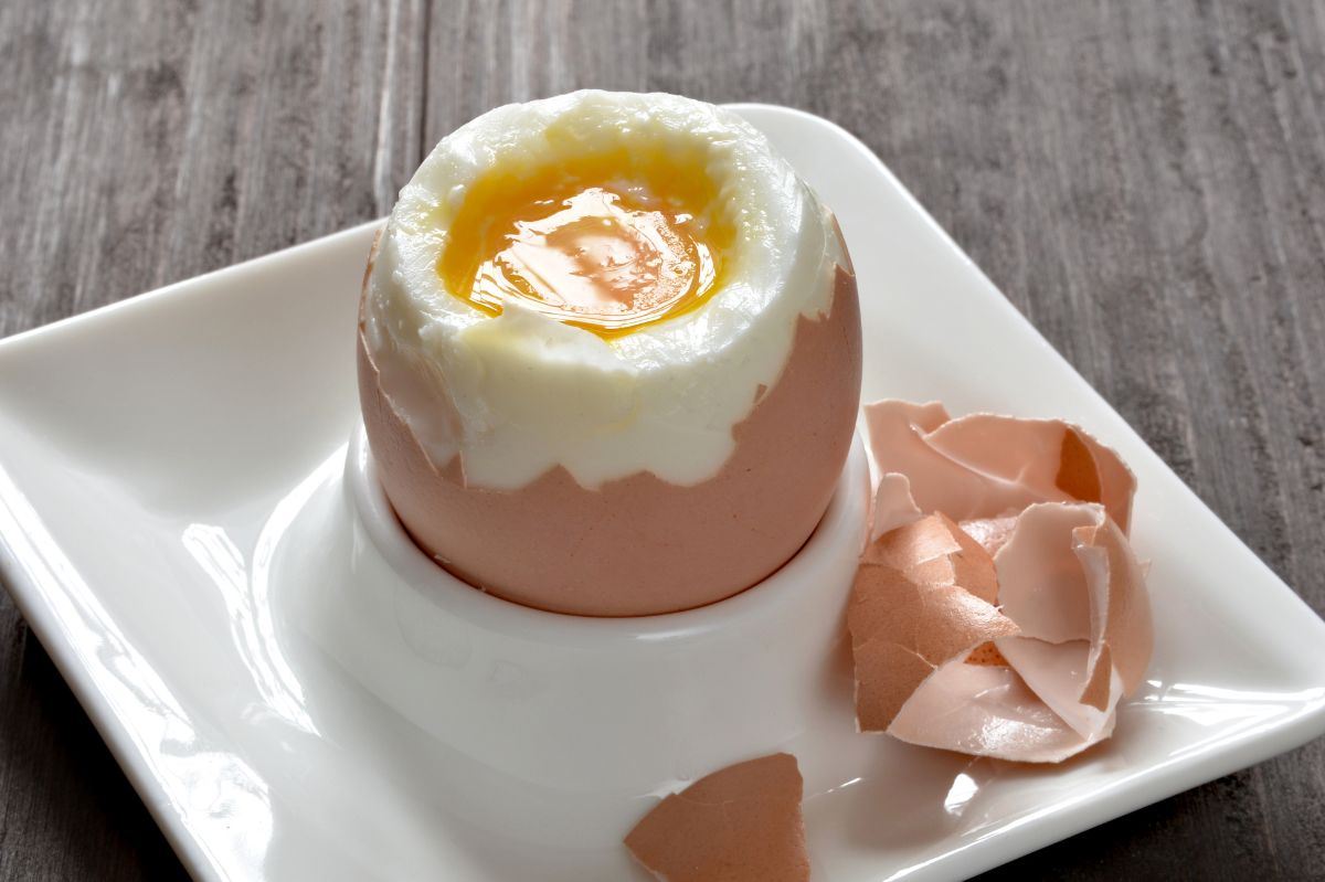 Crack the code to healthier living. Mastering the soft-boiled egg