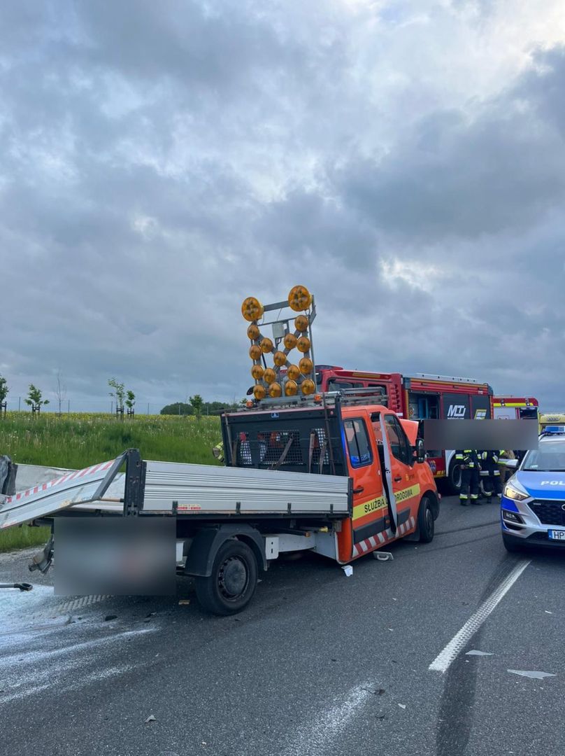 Fot. Licencjodawca.  Śmiertelny wypadek na Trasie Kaszubskiej S6