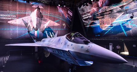Rosjanie pokazali nowy myśliwiec. To konkurencja dla F-35