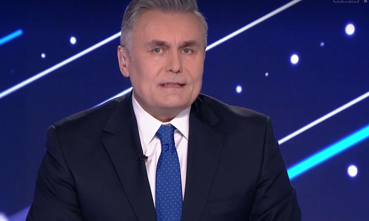 Marek Czyż jest prowadzącym nowego serwisu informacyjnego TVP1 "19:30"