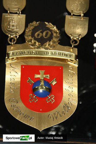 Tak prezentuje się główne trofeum 60. Turnieju o Łańcuch Herbowy Ostrowa Wielkopolskiego.