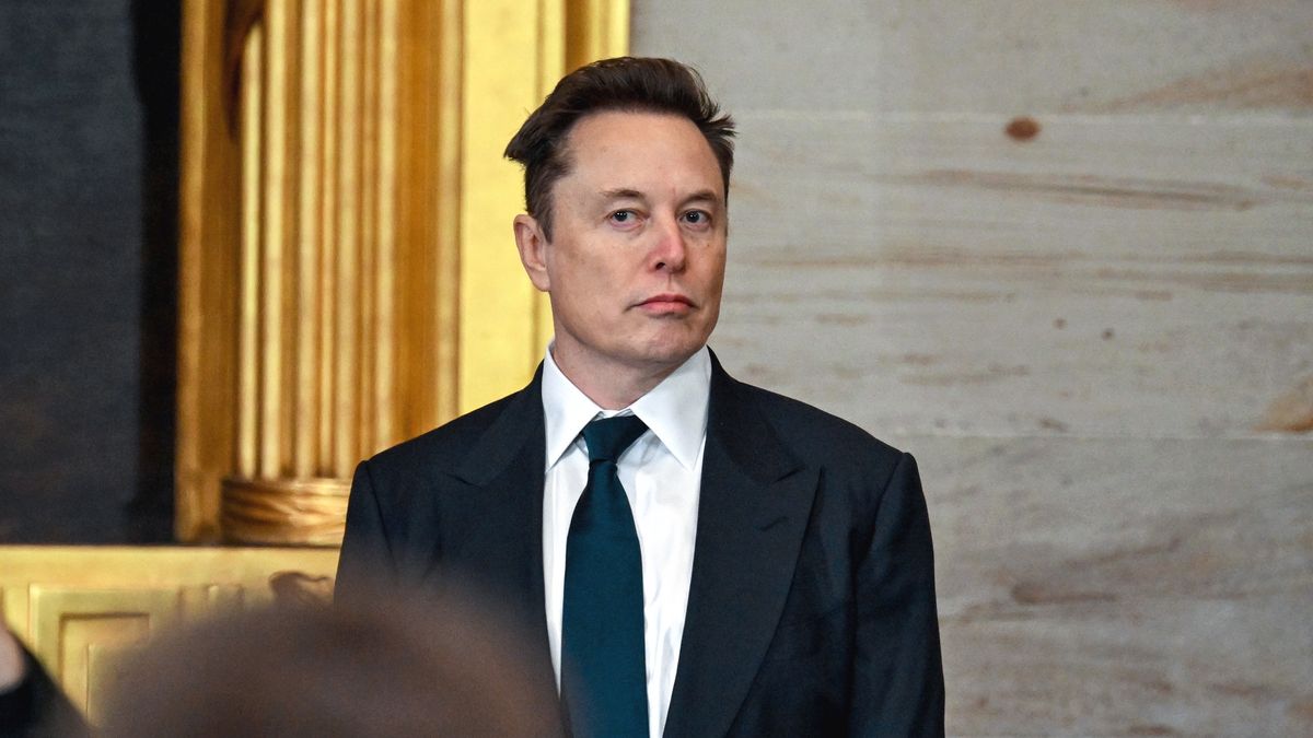 Musk dokonał dużego zakupu akcji Tesli. Notowania w górę