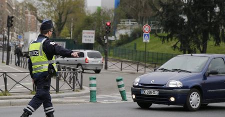 Smog w Paryżu. Parzysty numer na końcu rejestracji - nie jedziesz