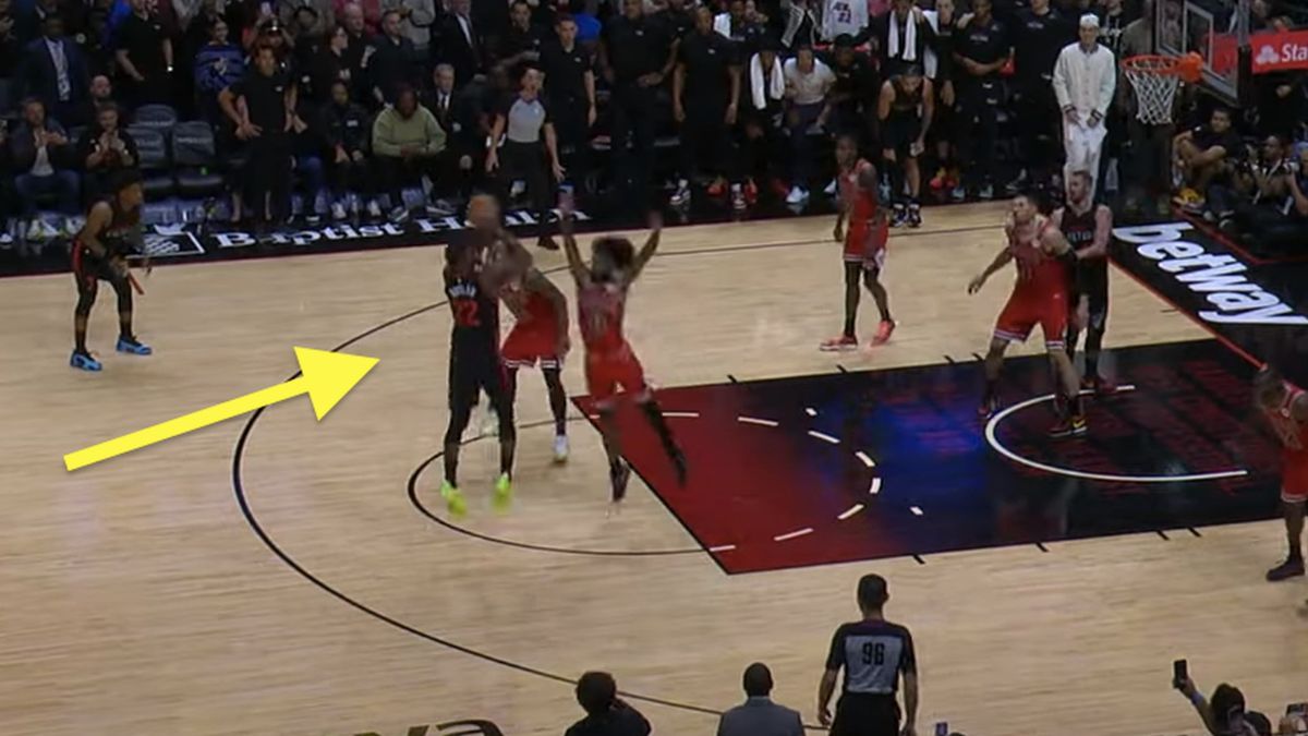 YouTube / NBA / Jimmy Butler w akcji