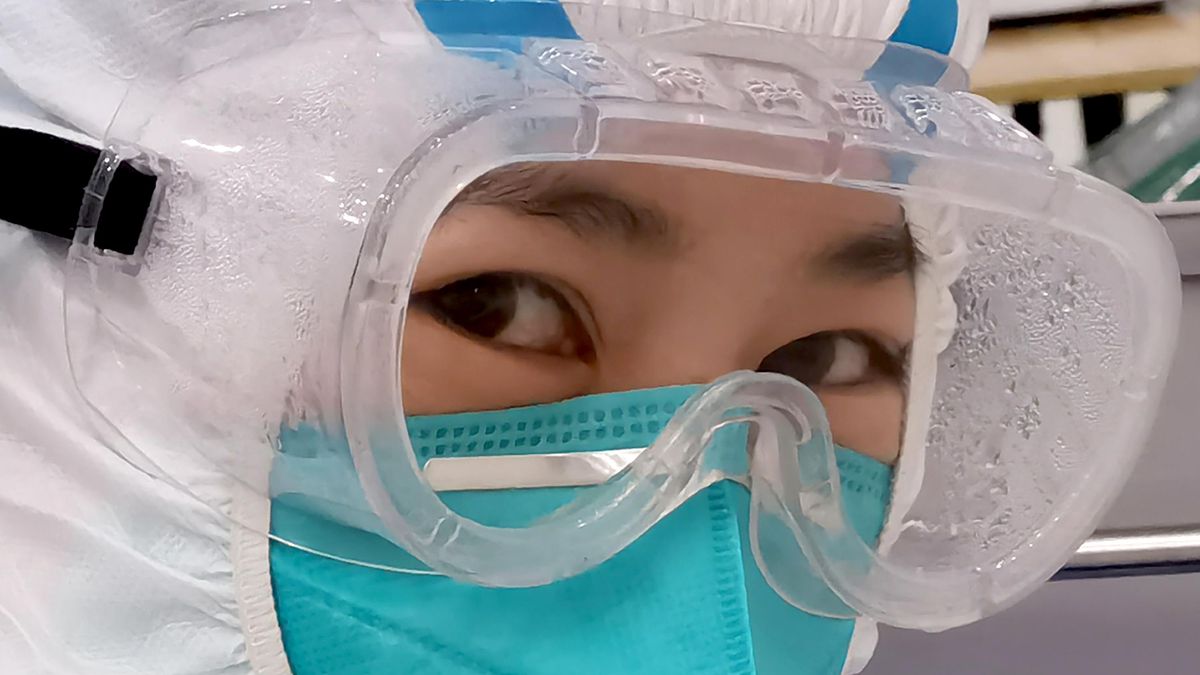 Pielęgniarka ze szpitala w Wuhan.