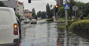 Gorzów: Lało jak z cebra. Zalana została ul. Grobla