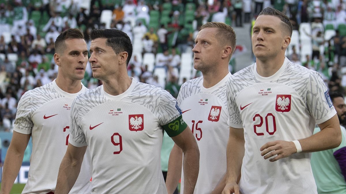 Getty Images / Visionhaus / Na zdjęciu od lewej: Arkadiusz Milik, Robert Lewandowski, Kamil Glik i Piotr Zieliński