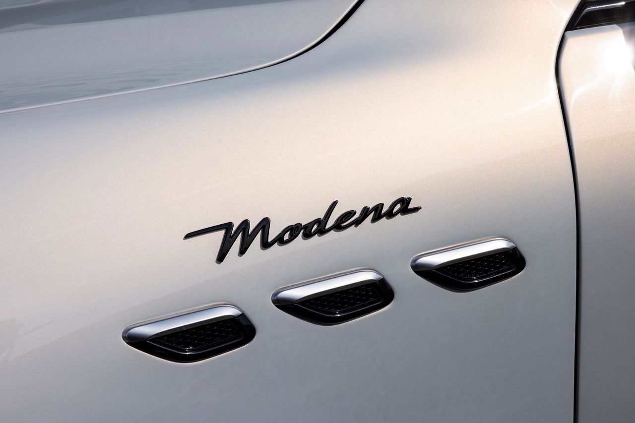 Maserati Grecale Modena (2022)
