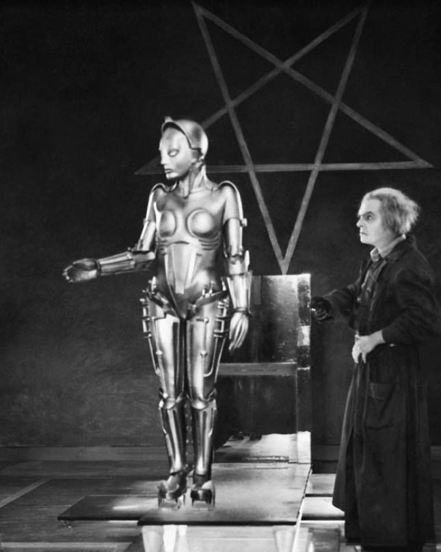 Najseksowniejsze androidy w historii kina. Piękne kobiety, które okazały się robotami 6