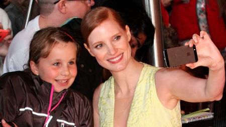 Zazwyczaj unika rozgłosu