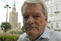 IPN nie będzie ścigać Irvinga za wypowiedzi, ale książka pod lupą