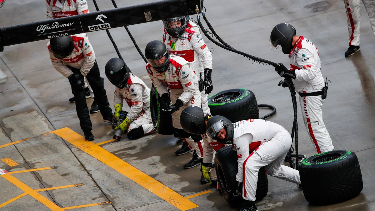 Materiały prasowe / Alfa Romeo Racing ORLEN / Na zdjęciu: pit-stop w wykonaniu Alfy Romeo