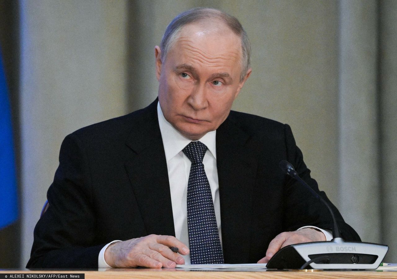 Putin cautions oligarchs: Prepare for protracted conflict