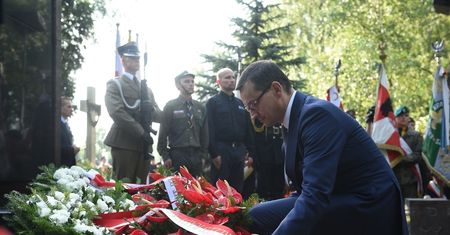 Dość pustych deklaracji. Morawiecki zapowiedział konkretną pomoc dla żyjących powstańców