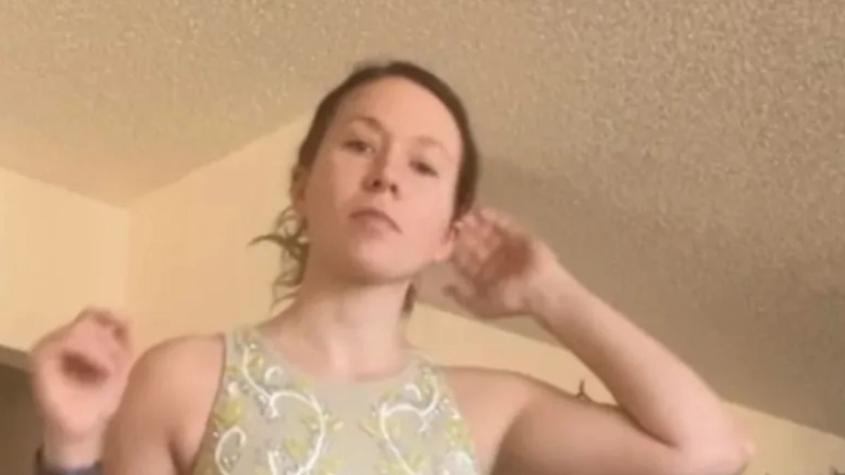 Pokazała zdjęcie sukni na ślub przyjaciółki.