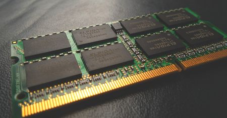 Ceny pamięci DRAM wzrosną, bo Micronowi odcięło prąd. Na godzinę