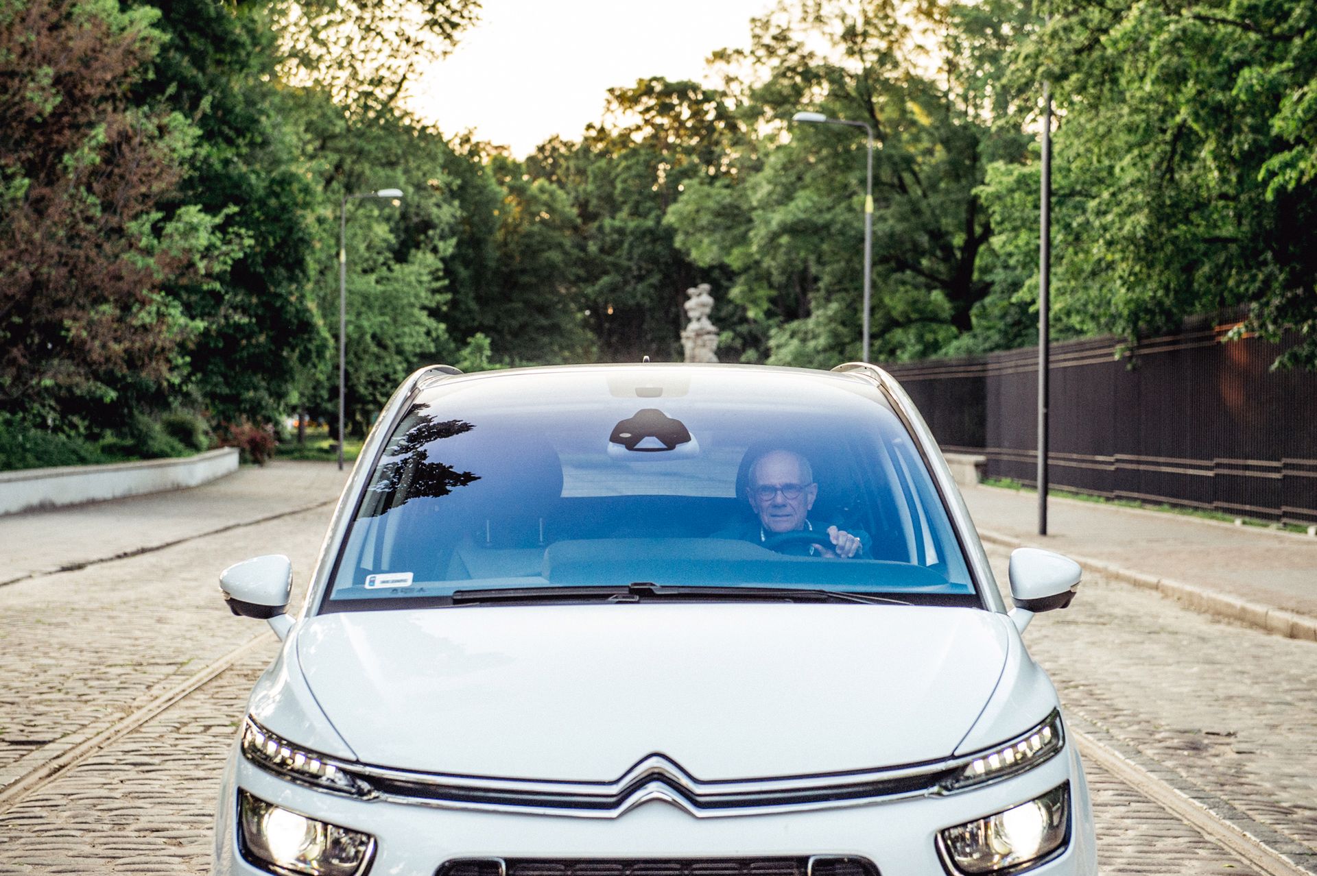 We wnętrzu Grand C4 Picasso zniknie każdy kto ma poniżej dwóch metrów wzrostu