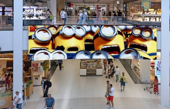 Rewolucja na ulicach: kiedy DOOH wyprzedzi klasyczny outdoor?