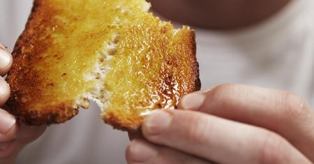 10 najgorszych produktów. Uszkadzają neurony, powodują mgłę mózgową