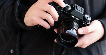 Zainstalowałeś aktualizację oprogramowania w Fujifilm X-T2? Producent ją cofnął