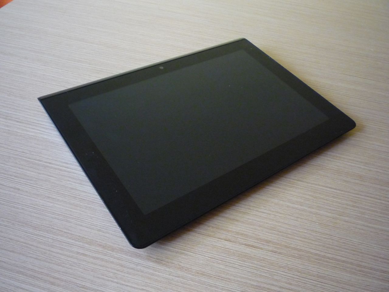 Sony Tablet S - indywidualista z japońskim rodowodem [test]