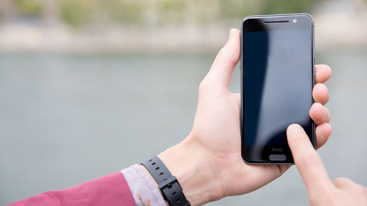 HTC One A9 na pierwszych wideoprzeglądach 1