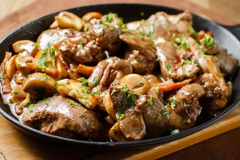 Co piątek robię to danie. W PRL-u niemal każdy jadł, a teraz wielu się brzydzi