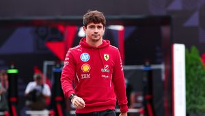 Nie opuści Ferrari, dopóki nie zdobędzie tytułu. "Kocham ten zespół"