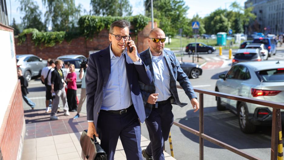 Kłopoty Morawieckiego. Prokuratura wszczyna śledztwo